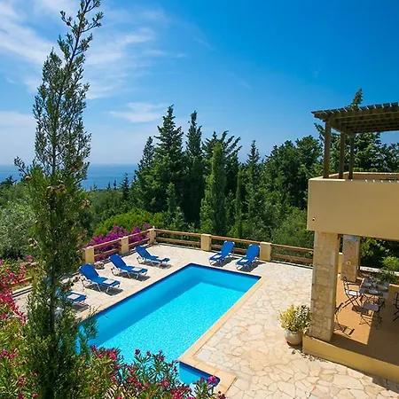 Sleeps 6 Pool Air Con Wifi *