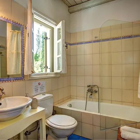 Sleeps 6 Pool Air Con Wifi Вилла *