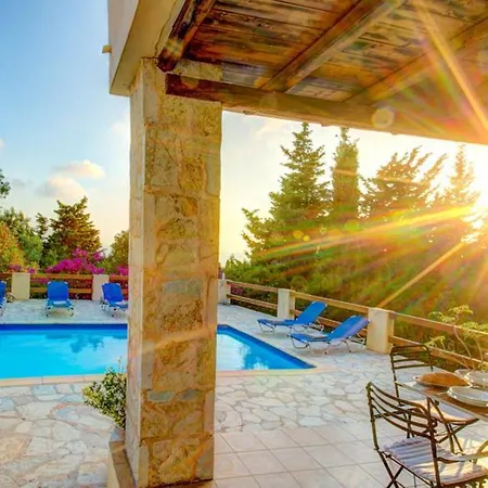 Вилла Sleeps 6 Pool Air Con Wifi Khalikeri